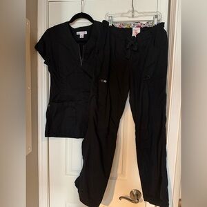 Koi Black Scrub Set